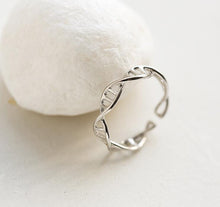 Load image into Gallery viewer, DNA Rings for Women